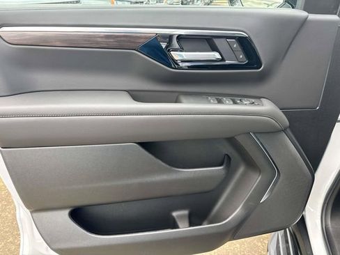 New 2026 Chevrolet Tahoe LS w/ Max Trailering Package RWD image 22