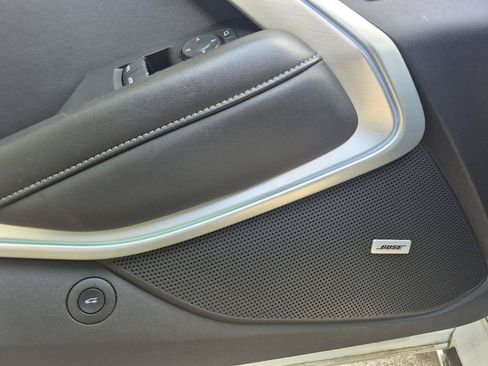 Used 2019 Chevrolet Camaro SS RWD image 16