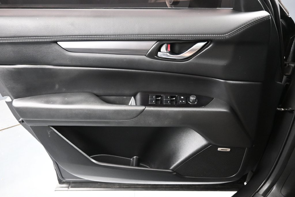 Used 2020 MAZDA CX-5 Touring FWD image 16