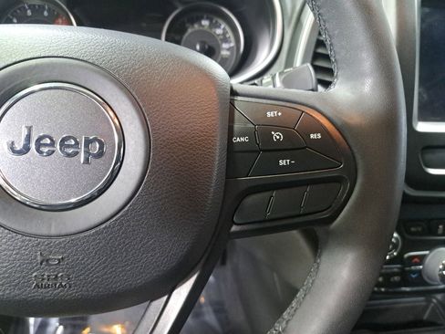 Certified 2022 Jeep Cherokee Trailhawk image 18