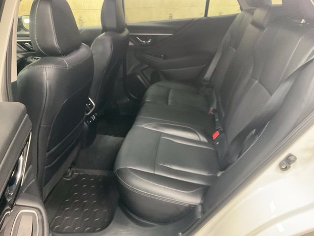 Used 2025 Subaru Outback Limited AWD/4WD image 15
