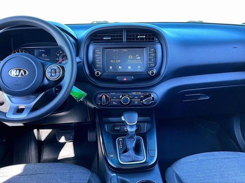 Used 2020 Kia Soul S image 6
