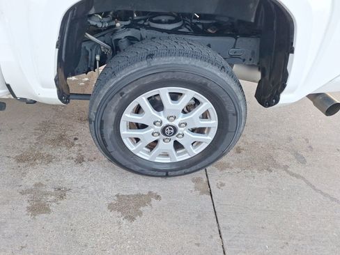 Used 2024 Toyota Tacoma SR5 image 11