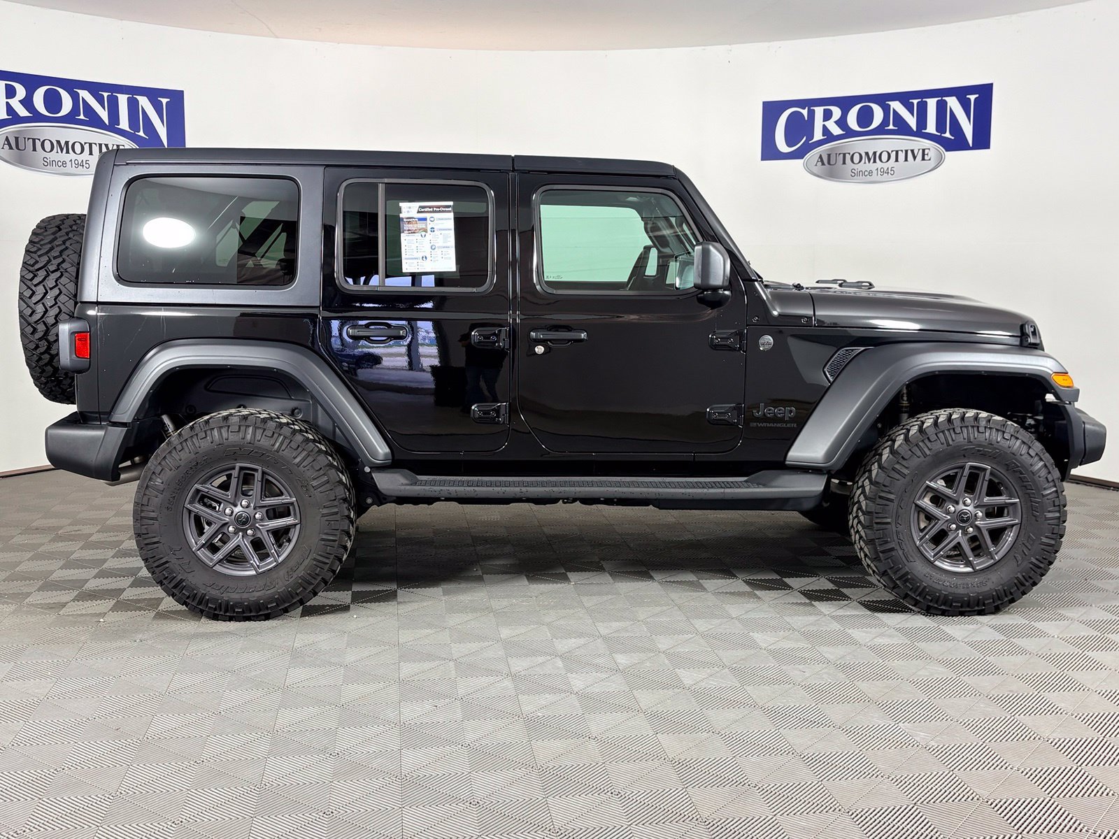 Used 2026 Jeep Wrangler Unlimited Sport AWD/4WD image 32