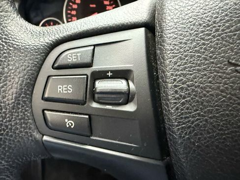 Used 2013 BMW 320i 320i Sedan image 14