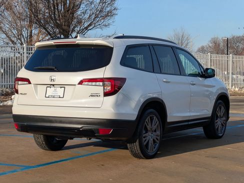 Certified 2022 Honda Pilot Sport image 7