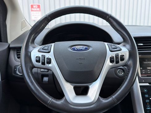 Used 2014 Ford Edge Limited w/ Equipment Group 302A AWD/4WD image 21