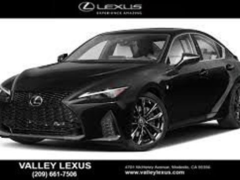 Used 2022 Lexus IS 350 F Sport w/ Dynamic Handling Package AWD/4WD image 4
