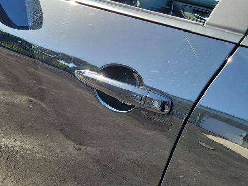 Used 2025 Nissan Rogue SV image 12