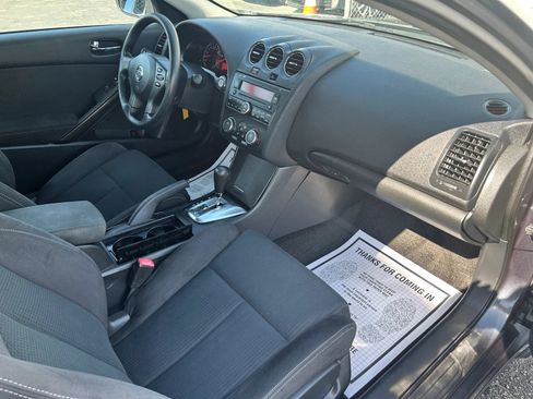 Used 2013 Nissan Altima 2.5 S FWD image 22
