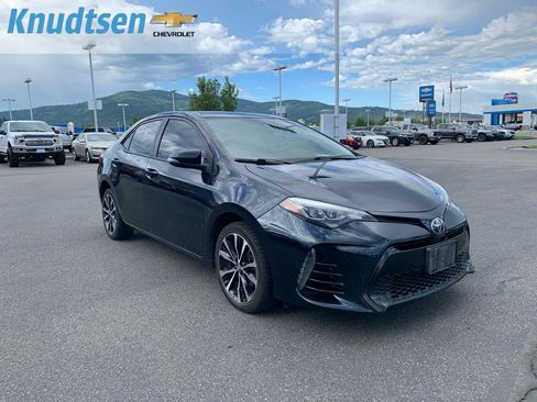 Used 2017 Toyota Corolla SE FWD image 1