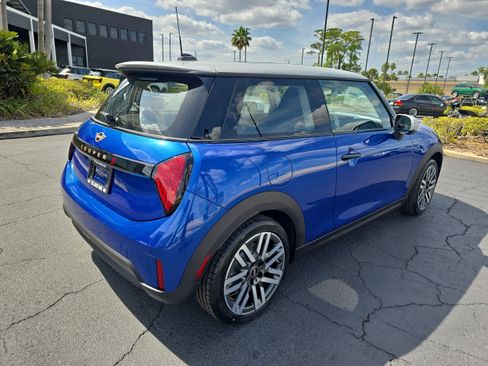 New 2025 MINI Cooper S image 4