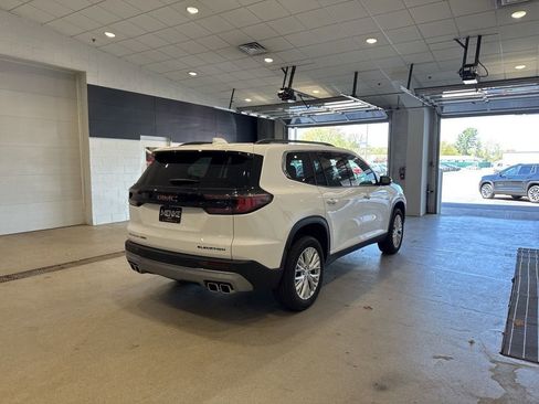 New 2025 GMC Acadia Elevation w/ Elevation Premium Package image 6