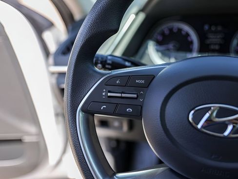 Used 2022 Hyundai Sonata SEL FWD image 16