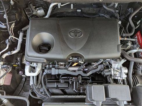 Used 2022 Toyota RAV4 XLE w/ Convenience Package AWD/4WD image 23