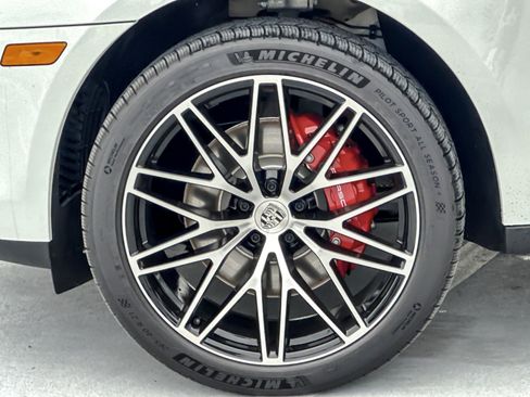 New 2026 Porsche Macan S image 26
