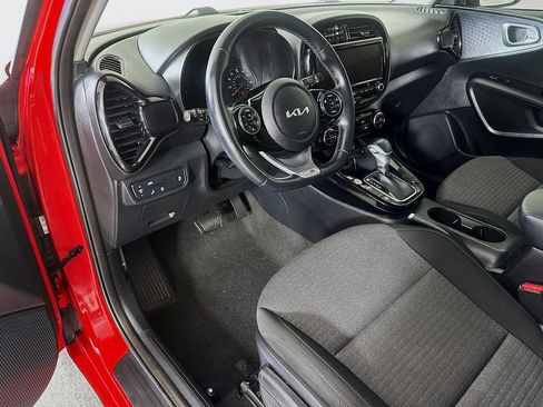 Certified 2022 Kia Soul GT-Line FWD image 19