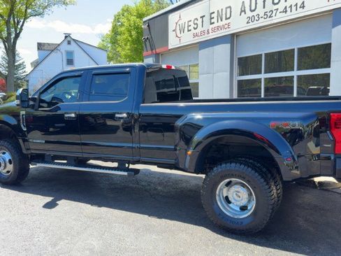 Used 2017 Ford F350 XLT w/ XLT Premium Package AWD/4WD image 7