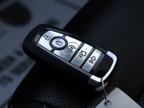 Used 2021 Ford Mustang GT Premium w/ Equipment Group 401A image 31