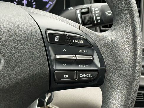 Used 2020 Hyundai Elantra SEL image 20