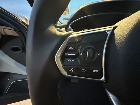 Used 2025 Acura MDX w/ Technology Package image 13