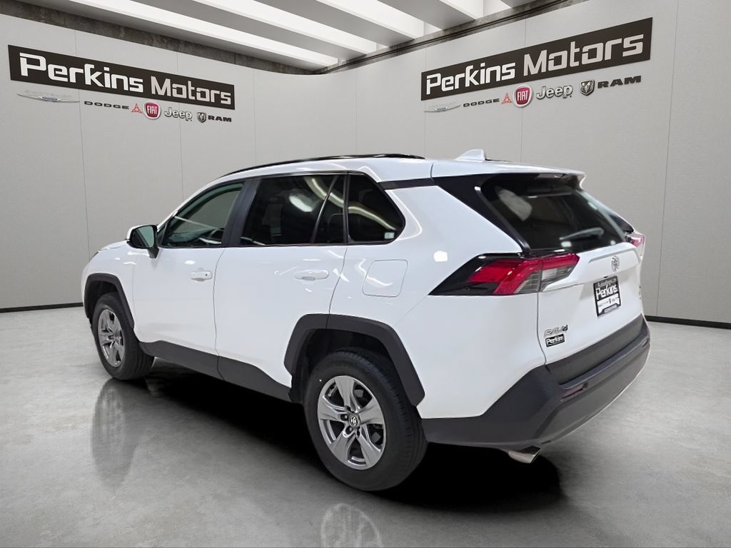 Used 2025 Toyota RAV4 XLE w/ Weather Package AWD/4WD image 3