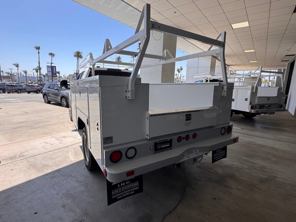 New 2025 Ford F350 XL w/ XL Chrome Package AWD/4WD image 10