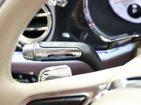 Used 2022 Bentley Flying Spur V8 AWD/4WD image 35