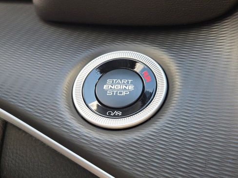 New 2025 Jeep Grand Cherokee L Altitude image 33