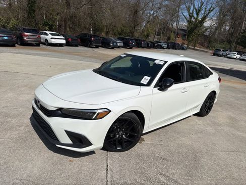 Used 2024 Honda Civic Sport image 4