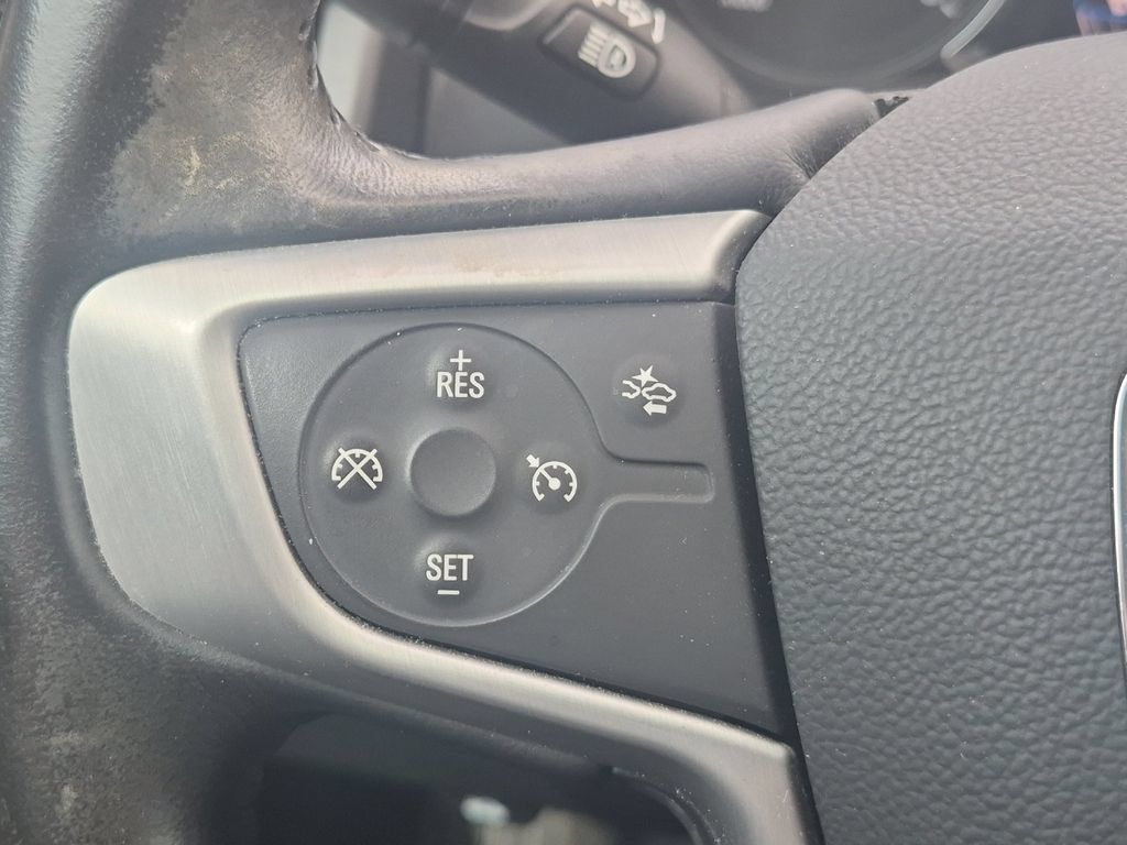 Used 2020 GMC Terrain SLE w/ Elevation Edition FWD image 23