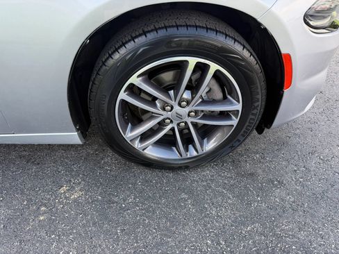 Used 2019 Dodge Charger SXT AWD/4WD image 44