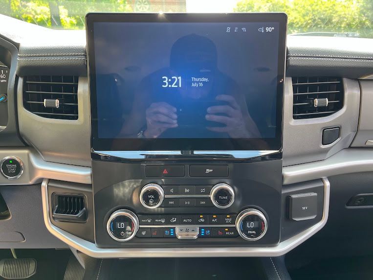 Used 2022 Ford Expedition XLT RWD image 17