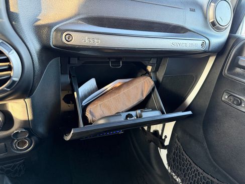 Used 2017 Jeep Wrangler Unlimited Sport w/ Quick Order Package 23S image 28