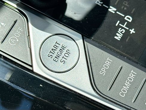 Used 2022 BMW X3 sDrive30i w/ Premium Package 2 (ZPA) RWD image 37