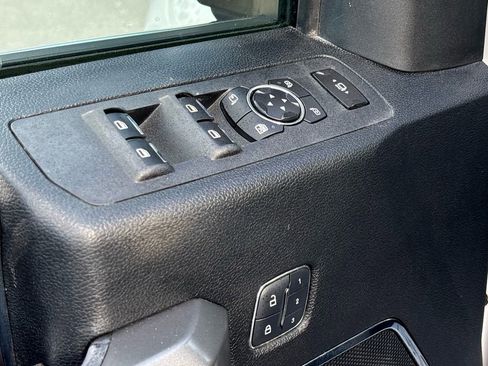 Used 2017 Ford F350 Platinum w/ Platinum Ultimate Package image 19