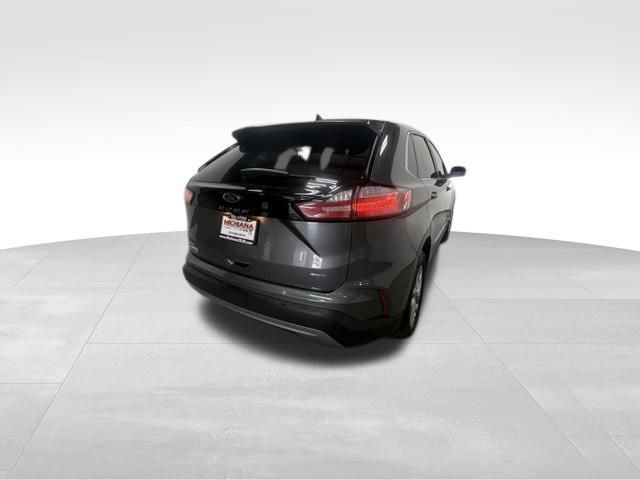 Used 2024 Ford Edge SEL AWD/4WD image 7