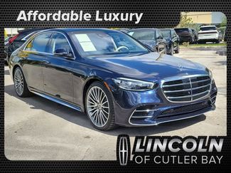 Used 2022 Mercedes-Benz S 580 4MATIC Sedan video 1
