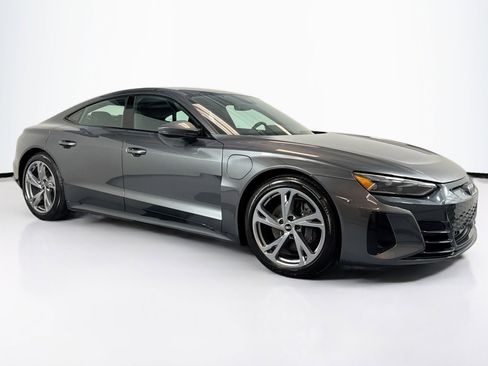 Used 2023 Audi e-tron GT Premium Plus image 3