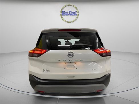 Used 2021 Nissan Rogue SV FWD image 4