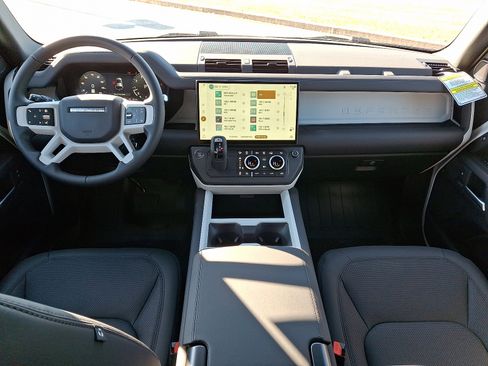 New 2026 Land Rover Defender 110 X-Dynamic SE image 13