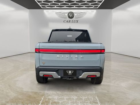 Used 2022 Rivian R1T Adventure image 4