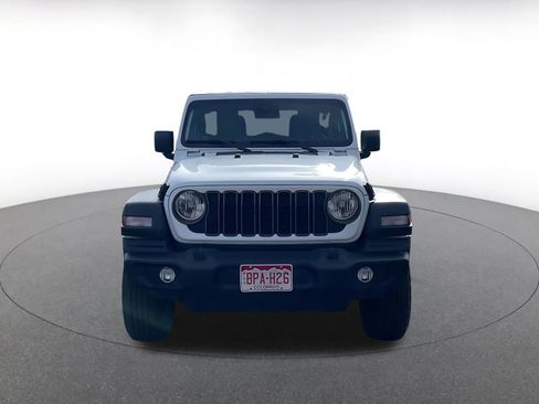 Used 2025 Jeep Wrangler Sport S image 4