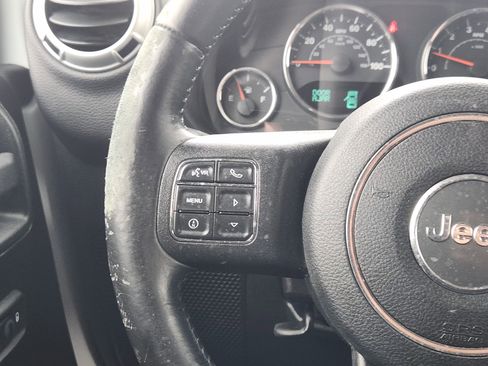 Used 2016 Jeep Wrangler Sahara w/ Connectivity Group AWD/4WD image 25