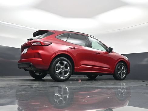 Certified 2023 Ford Escape ST-Line w/ Tech Pack #1 FWD image 46