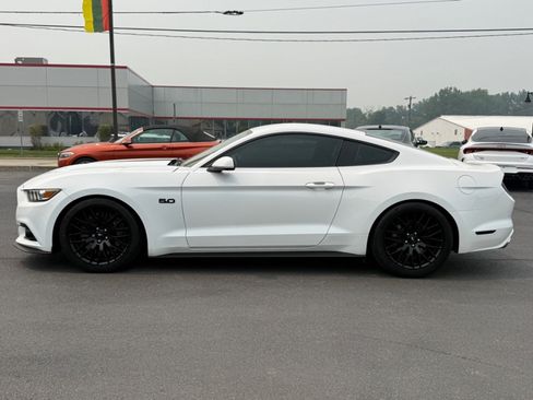 Used 2016 Ford Mustang GT w/ GT Performance Package RWD image 5