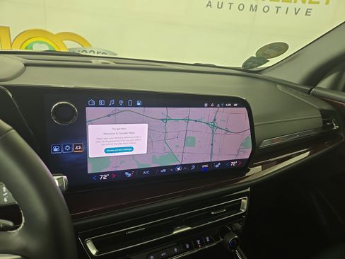 Certified 2025 Chevrolet Traverse Z71 image 21