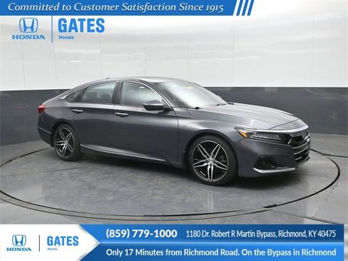 Used 2022 Honda Accord Touring image 1