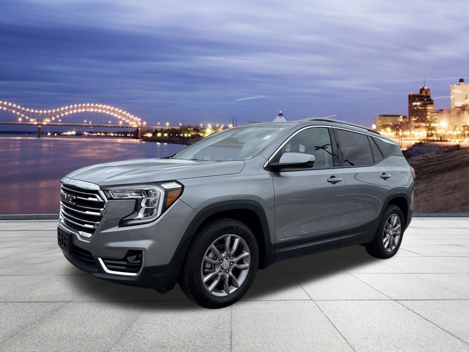 Used 2024 GMC Terrain SLT AWD/4WD image 1