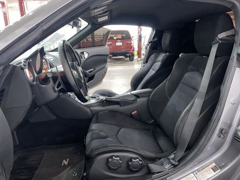 Used 2012 Nissan 370Z Coupe image 10